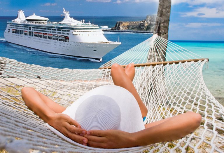 Beauty Essentials When Going On a Cruise Vacation