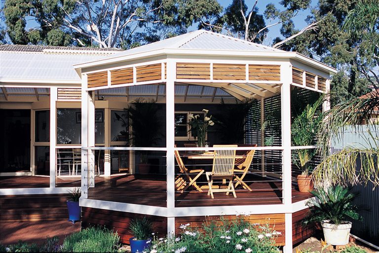Entertaining Outside Your New Pergola