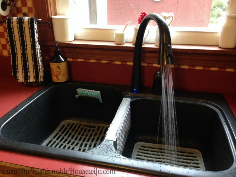 3 Reasons to Allow a Professional to Install Your New Kitchen Faucet