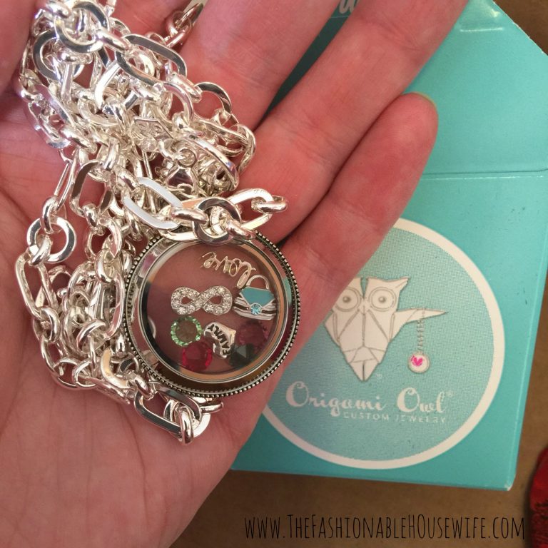 We’re Loving Origami Owl Customized Living Locket Necklaces