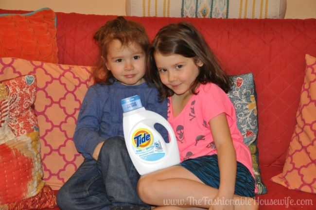 kids with detergent