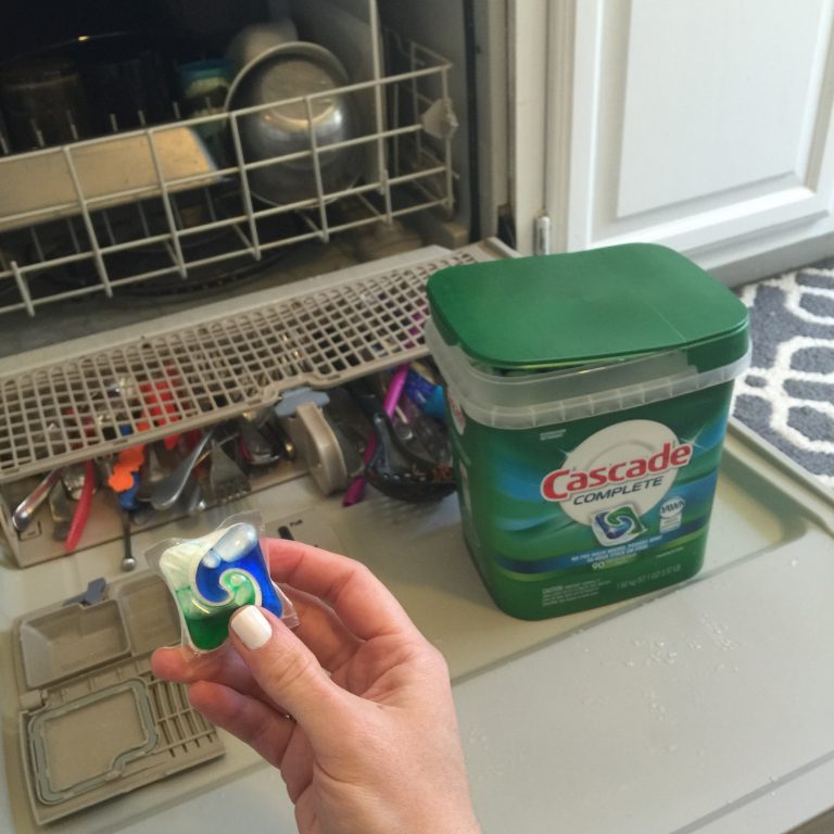 A Day In The Life of The Fashionable Housewife #PGDetailsMatter #IC #ad