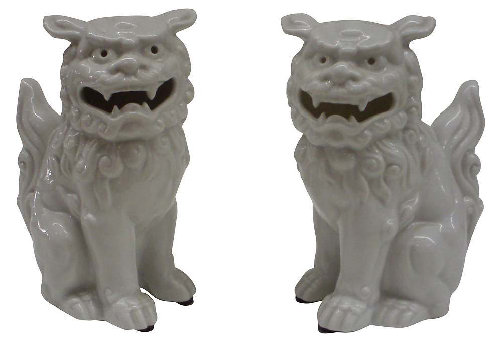foo dogs
