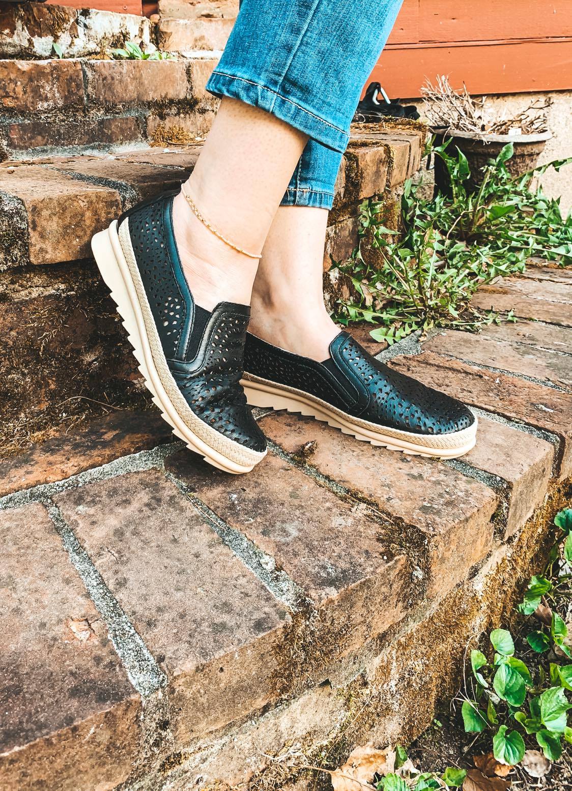 Enjoiya Aria Espadrille Slip-On Sneakers