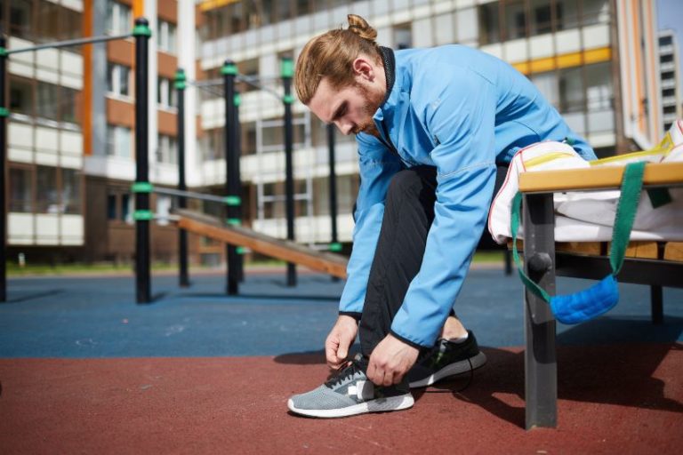 Should you wear knee brace to bed fonesalo