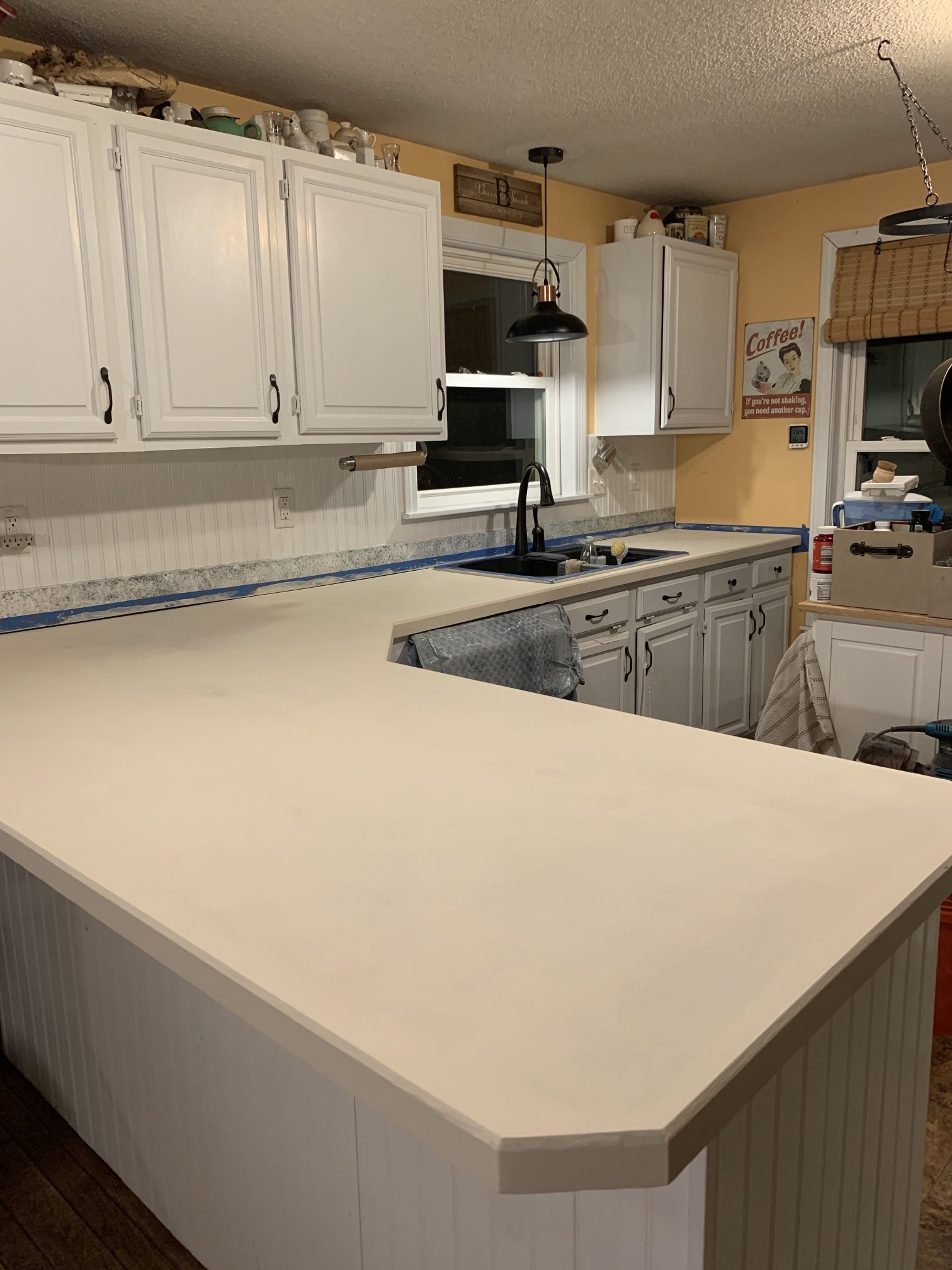 How To Paint Laminate Countertops with Daich SpreadStone Countertop