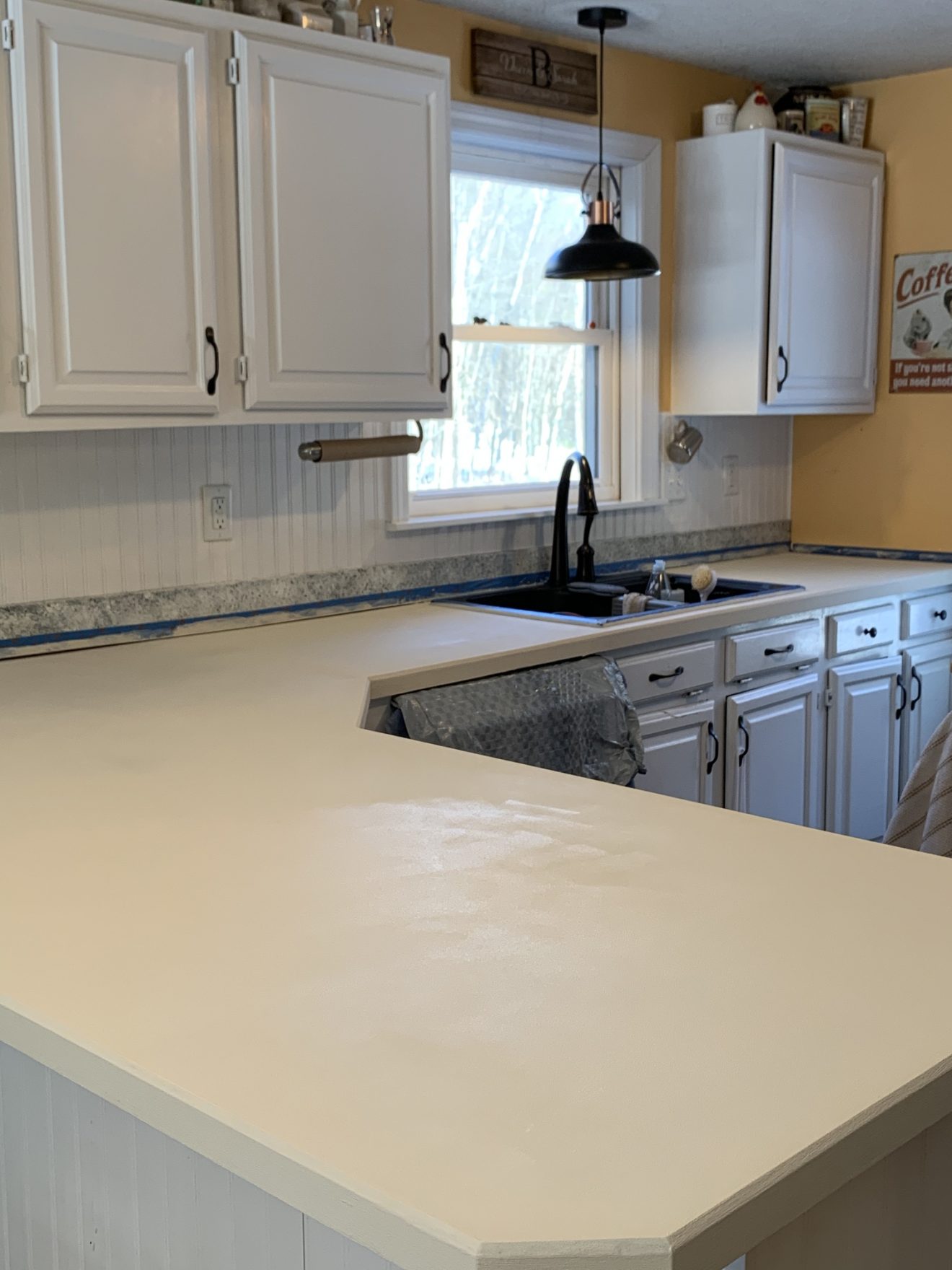 How To Paint Laminate Countertops with Daich SpreadStone Countertop