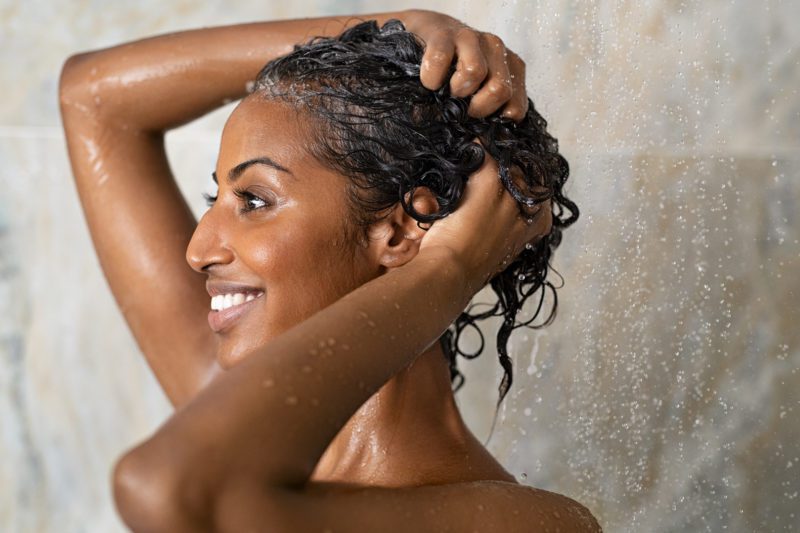 Why Should You Make The Switch? A Beginner’s Guide to Vegan Shampoo