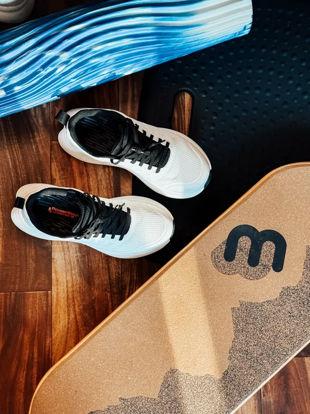 Plantar fasciitis tried to keep me down, but my new @nortiv8 sneakers + @powerstep insoles said nope. 

Now I’m using my @whirlyboard balance board with my standing desk, crushing workouts on BODi, and foam rolling the tightness away with my @oceanfoam  roller like a boss. 

Highly recommend these sneakers!!!! Super comfortable, only $50 a pair, and Prime shipping from Amazon. You can’t go wrong.

Comment “shop” for the link! 

#nortiv8 #nortiv8shoes #ltkfindsunder100 #ltkactive #ltkshoecrush
#ComfortableShoes #EverydaySneakers #WalkingShoes #GymTrainers #FitnessGear #BudgetFriendly #HiddenGem #NEWFavorite #amazonfinds #founditonamazon #amazonreviews